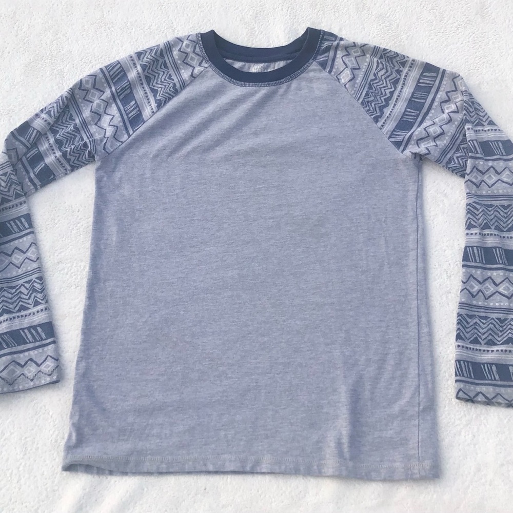 Epic Threads Tee Shirt Raglan Diamond Print Sleeves